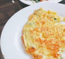 Pan-fried Egg with Greens