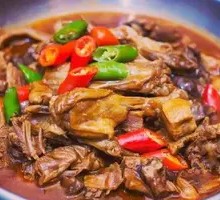Braised Green-Beaked Duck