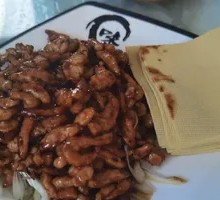 Beijing-style Shredded Pork in Soy Sauce