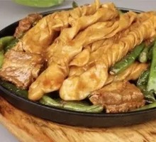 Steamed rice roll