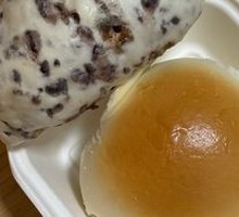 Baked Steamed Bun from Gongmen Gate