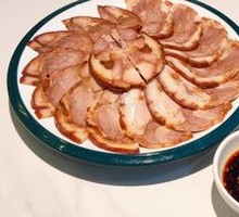 Beijing-style Braised Pork Elbow