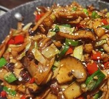Spicy Pot of Three Mushroom Delights