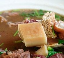 Braised Pork and Steamed Bun