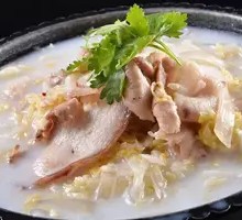 Sour Cabbage Stewed Pork