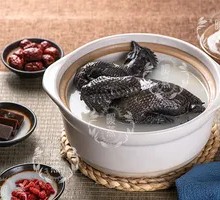 Donkey-hide Gelatin, Red Date, and Chicken Soup