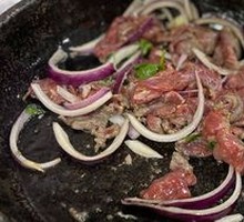 Hand-Cut Fresh Beef