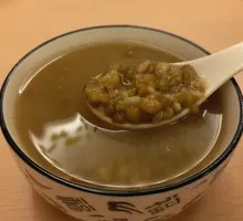 Freshly Boiled Mung Bean Porridge