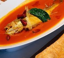 Xiu Fu Beijing-Style Braised Sea-Caught Large Yellow Croaker with Fried Dough Sticks