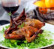 Half Sichuan Pepper Crispy Pigeon