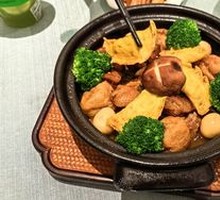 Hu Shi's Premium Hot Pot