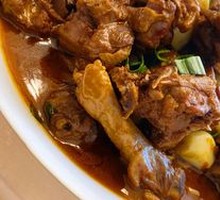 Clay Pot Braised Duck with Plum