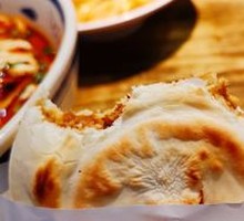 Xian-style Braised Pork in Flatbread