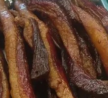 Beef Jerky with Balanced Fat and Lean