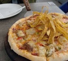 Mexican Taco Smoky Chicken Pizza