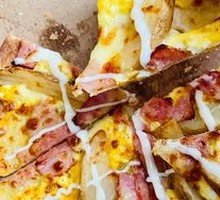 American-style Bacon & Potato Pizza