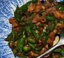 Yu Gan Chili Stir-Fried with Pork