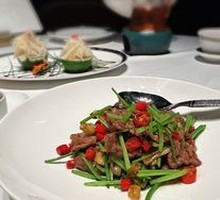 Stir-Fried Beef with Yellow Onion
