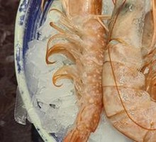 Peeled shrimp