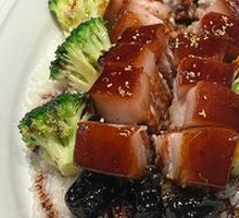 Tang's Osmanthus Wine Fragrant Square Pork