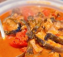 Braised River Catfish in Clay Pot