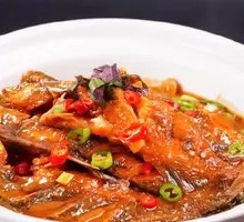 Yellow Girl Stir-Fried with Fried Eggs