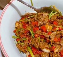 Stir-Fried Beef with Yellow Onion