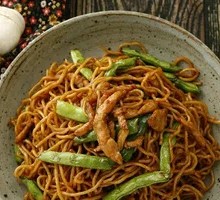 Dry Fried Rice Noodles