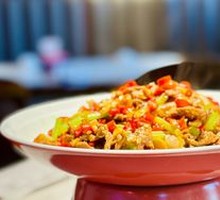 Stir-Fried Beef with Yellow Onion
