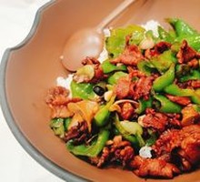 Fried Pork with Vegetables over Rice