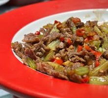 18-Second Stir-Fried Beef with Green Peppers