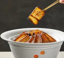 Steamed腊肉 with Blood Tofu Balls