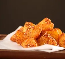 Beijing-style Crispy Potato with Noodles