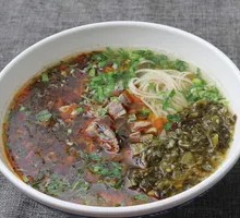 Sour Cabbage Beef Noodles