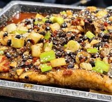 Spicy and Aromatic Grilled Fish