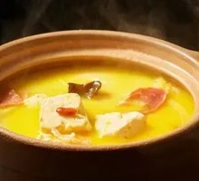 Braised Old Tofu in Clay Pot