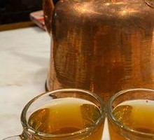 Traditional Pear Soup Pot