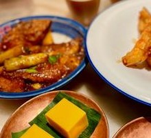 Pear-Encrusted Almond Shrimp