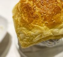 Crispy Pastry Corn Soup