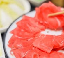 Fresh Lamb Shoulder Sliced with Big Knife