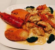 Cheese-Baked Boston Lobster