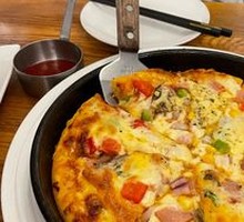 Classic Flower House Pizza