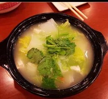 Baby bok choy stewed with tofu