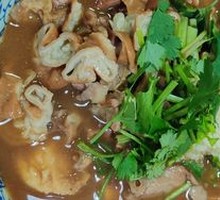 Braised Pork and Steamed Bun
