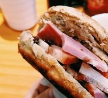 Braised Pork Belly in Flatbread