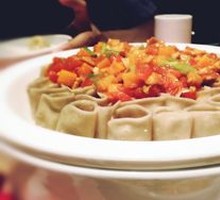 Five-Tomato Sauce over Buckwheat Noodles