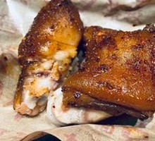 Crispy Roasted Pig Trotters