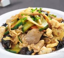 Wood Ear Mushroom with Pork