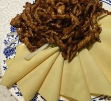 Beijing-style Shredded Pork in Soy Sauce