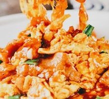 Sour Stir-Fried Egg with Wood Ear Mushrooms